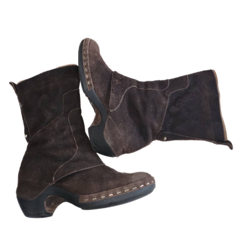 Merrell Brown Winter Boots with Suede Finish - Picture 4 of 8